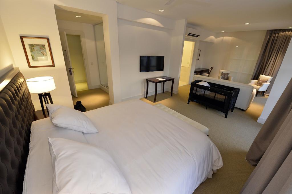 Real Hotel Lujan ภายนอก รูปภาพ