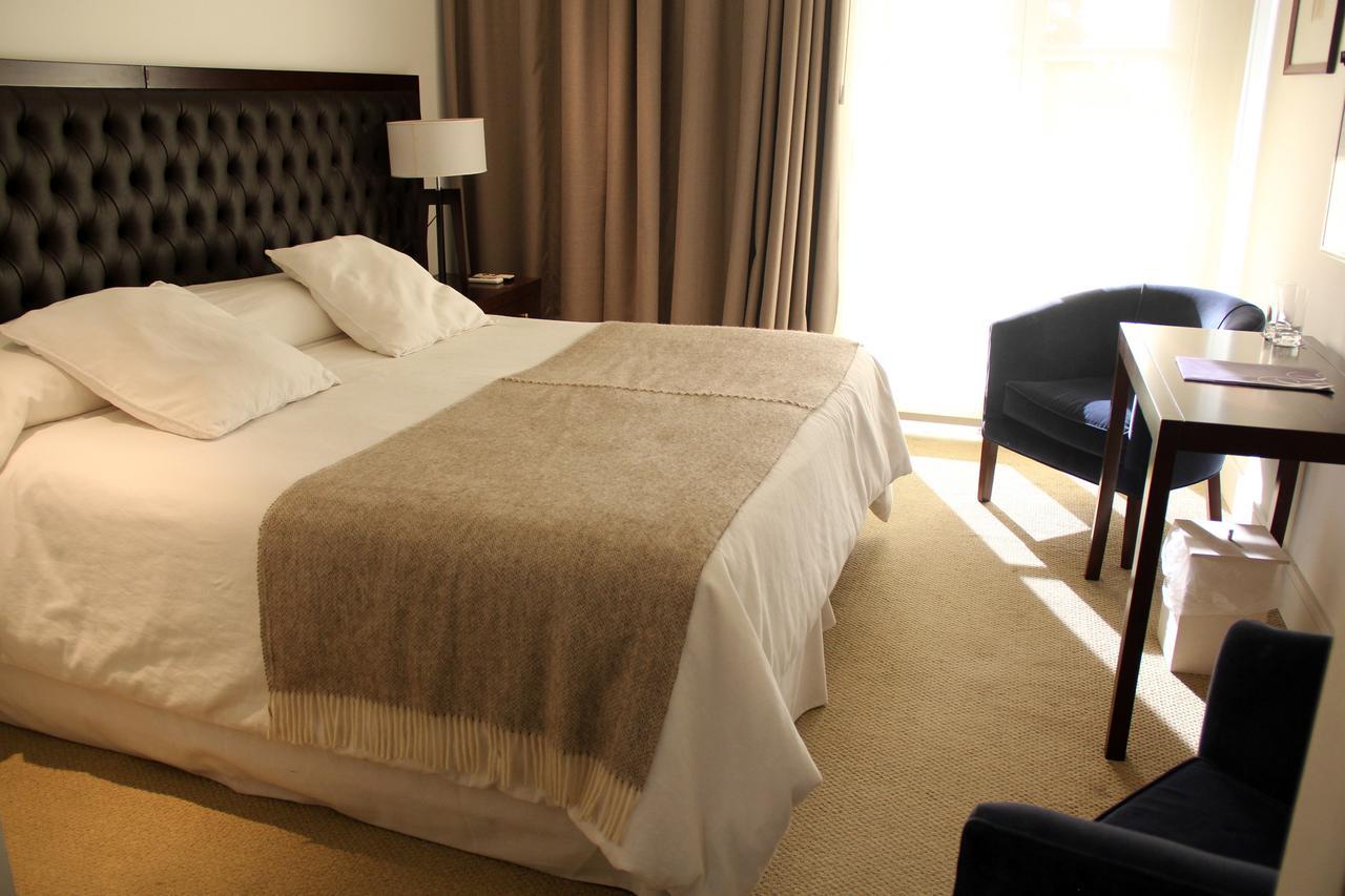 Real Hotel Lujan ภายนอก รูปภาพ