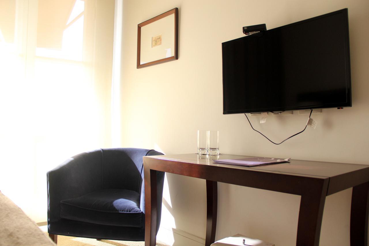 Real Hotel Lujan ภายนอก รูปภาพ