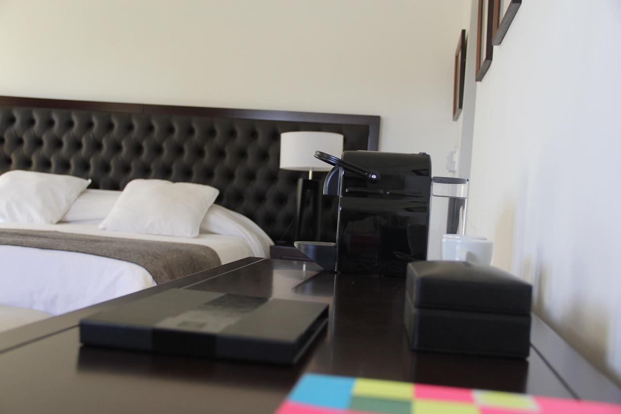 Real Hotel Lujan ภายนอก รูปภาพ
