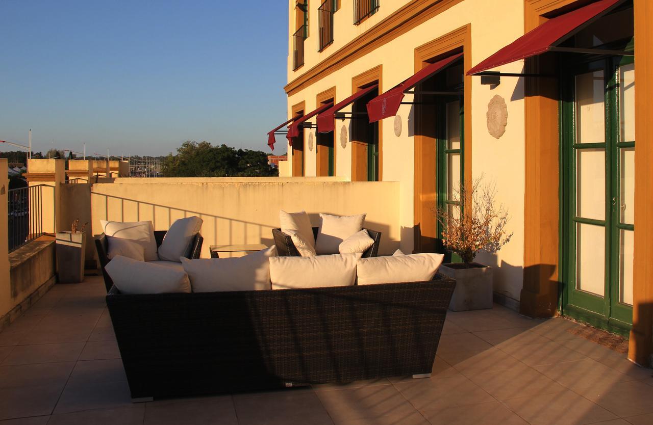 Real Hotel Lujan ภายนอก รูปภาพ