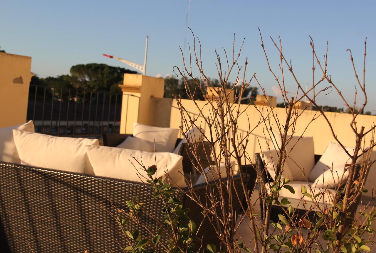 Real Hotel Lujan ภายนอก รูปภาพ